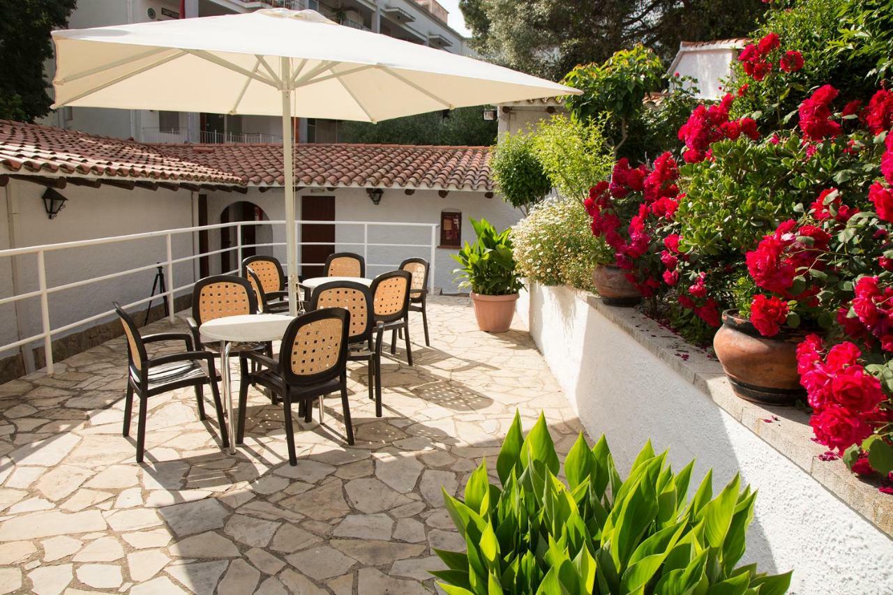 Hotel - Bungalows Don Juan Tossa Tossa de Mar Exterior foto